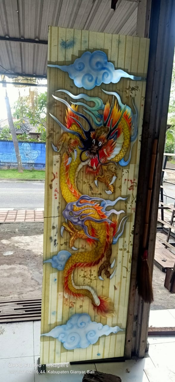 Kaca Patri dan Kaca Grafir di Bali