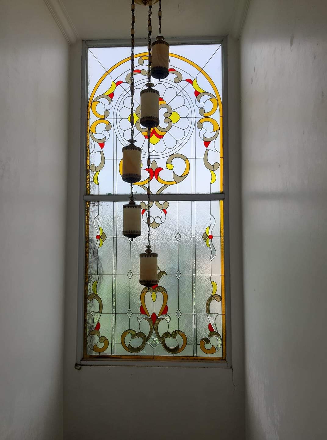 Kaca Patri dan Kaca Grafir di Bali