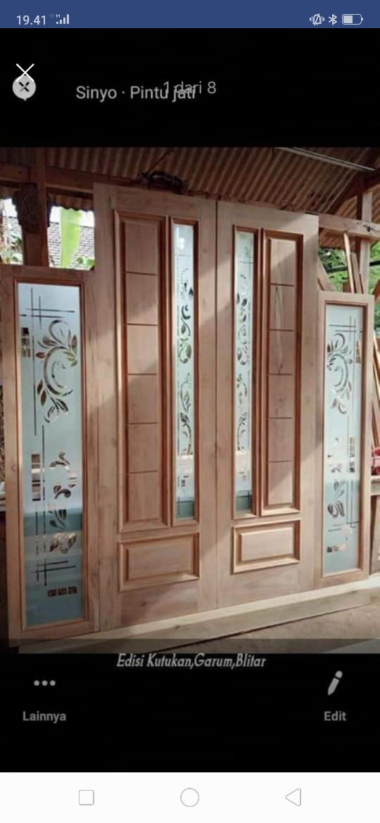 Kaca Patri dan Kaca Grafir di Bali