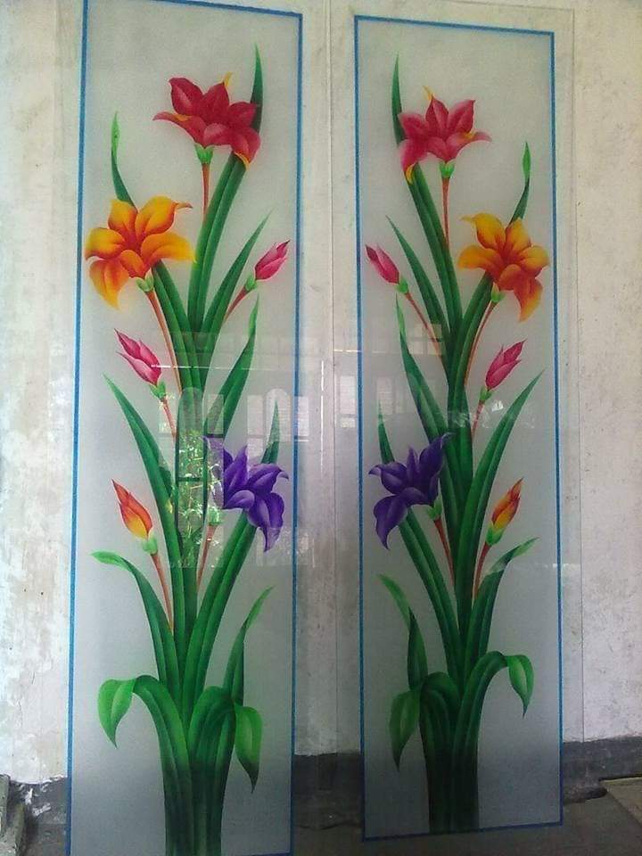 Kaca Patri dan Kaca Grafir di Bali