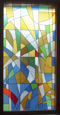 Kaca Patri dan Kaca Grafir di Bali