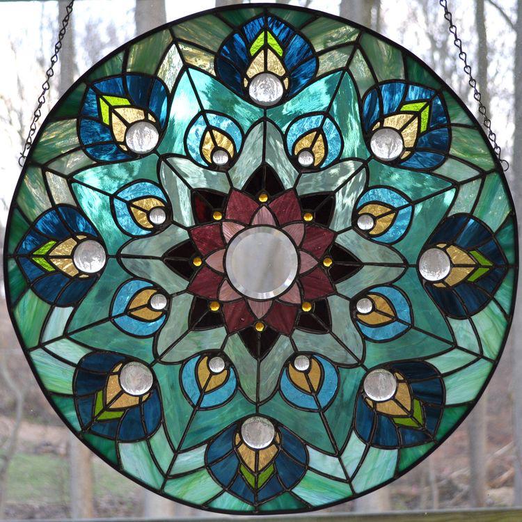 Kaca Patri dan Kaca Grafir di Bali