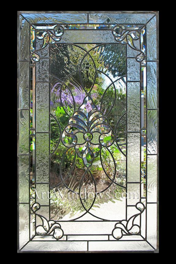 Kaca Patri dan Kaca Grafir di Bali