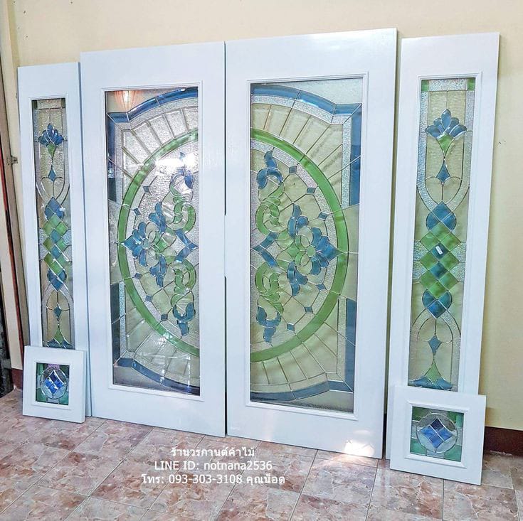 Kaca Patri dan Kaca Grafir di Bali